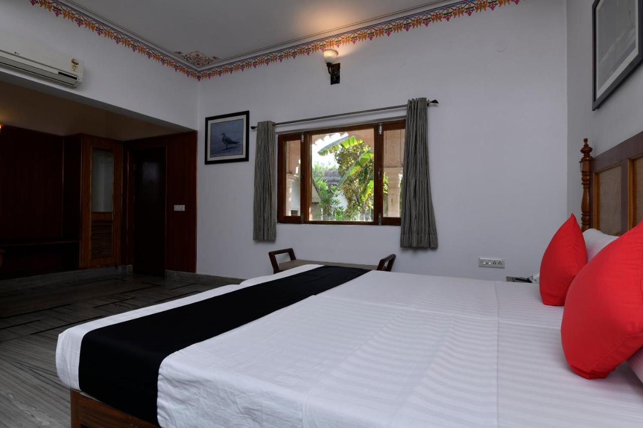 Hotel Sunbird Bharatpur Kültér fotó