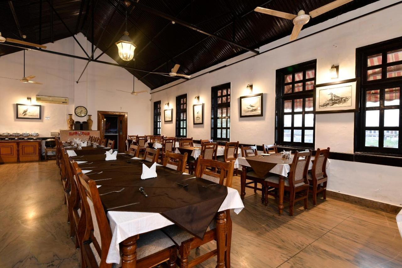 Hotel Sunbird Bharatpur Kültér fotó